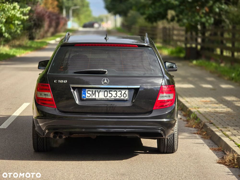 Mercedes-Benz Klasa C 180 CGI BlueEff Avantgarde - 15