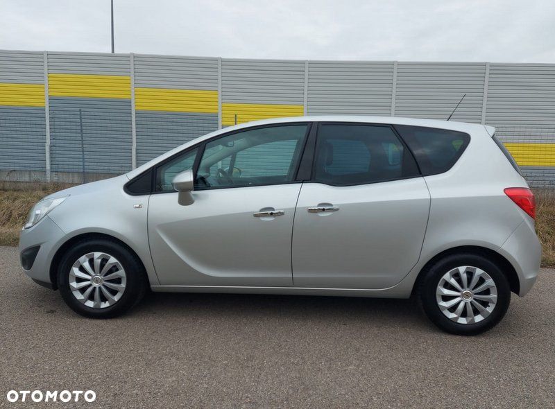 Opel Meriva - 22