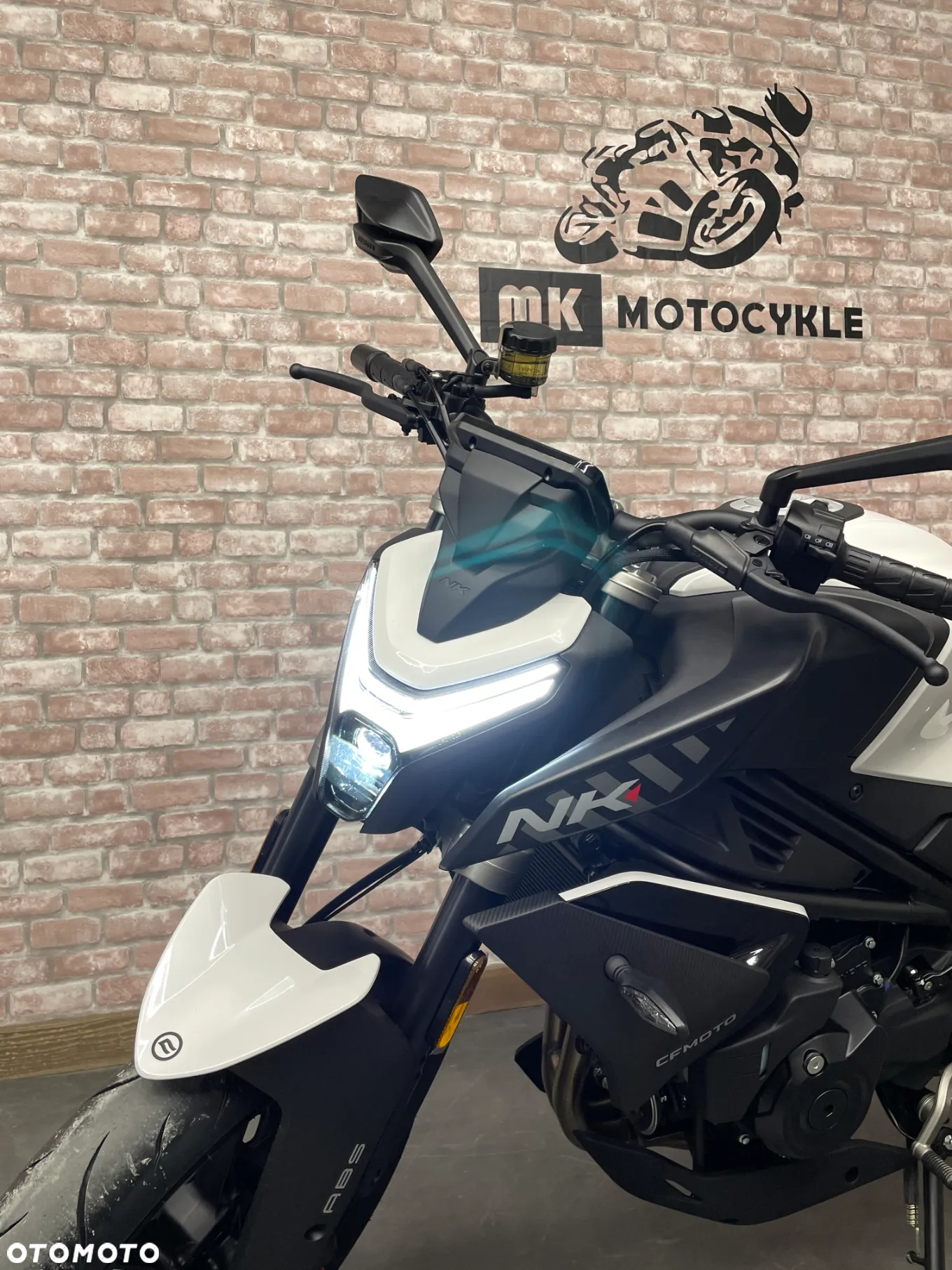 CFMoto NK - 17