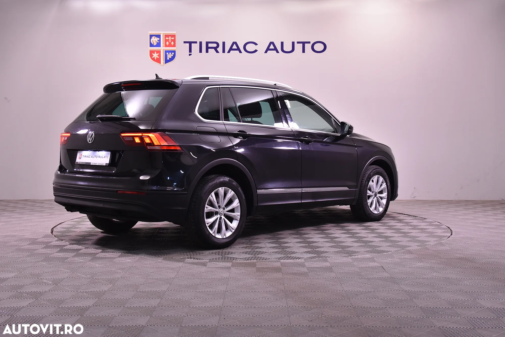 Volkswagen Tiguan 2.0 TDI 4Mot DSG Highline - 5