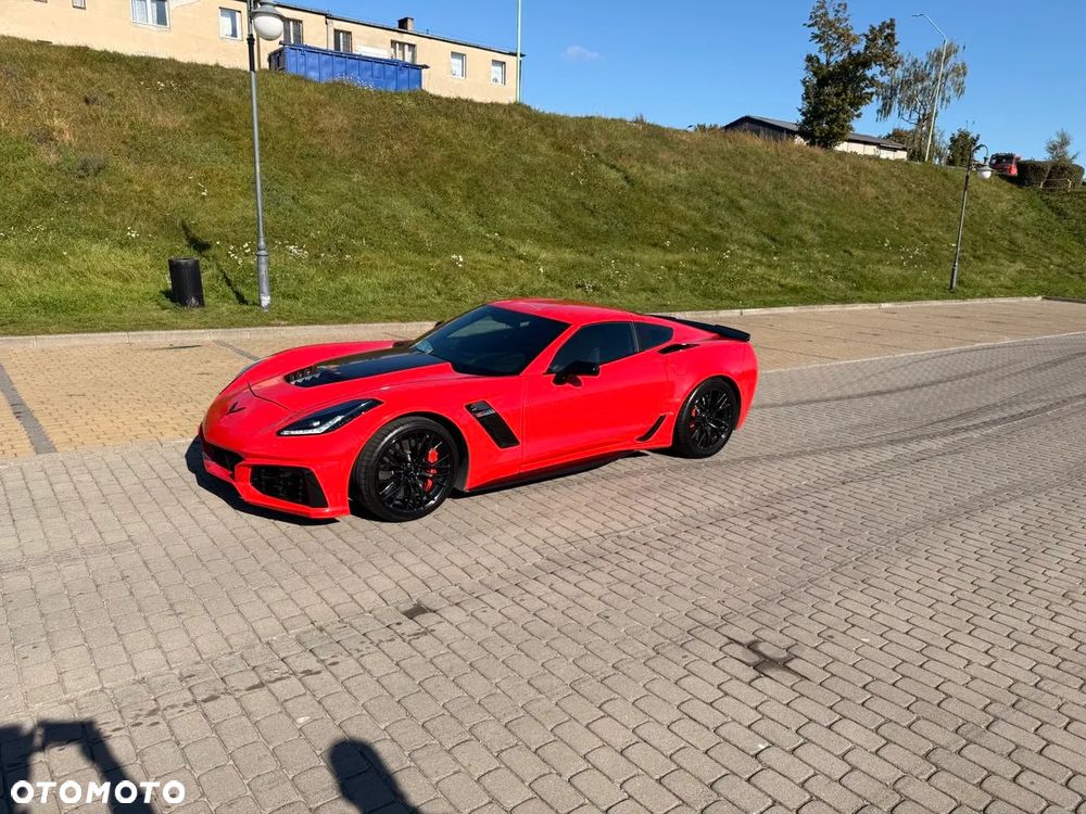 Chevrolet Corvette - 10