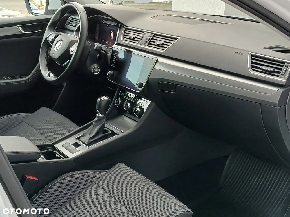 Skoda Superb - 23