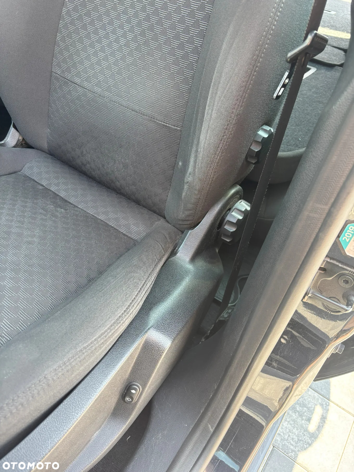 Ford Galaxy 2.0 TDCi Ghia - 21