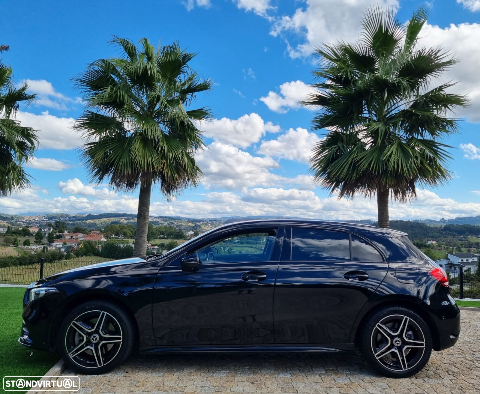 Mercedes-Benz A 250 e AMG Line - 16