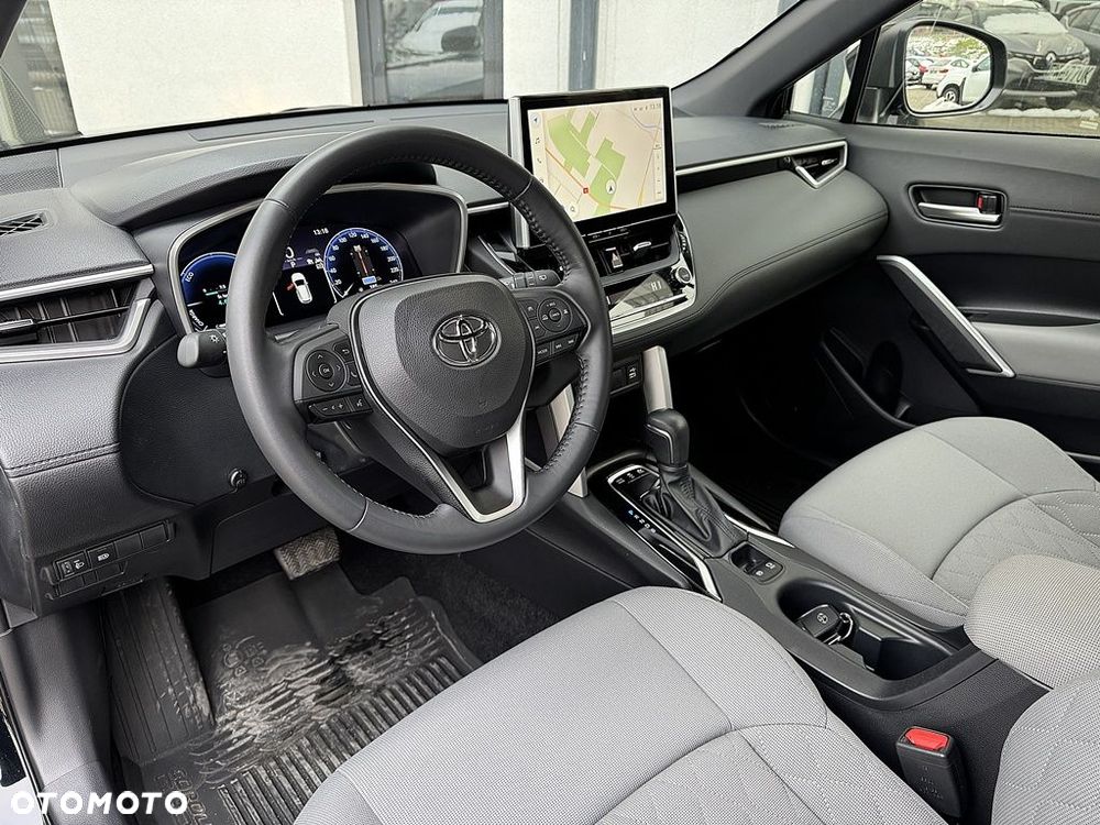 Toyota Corolla Cross - 8