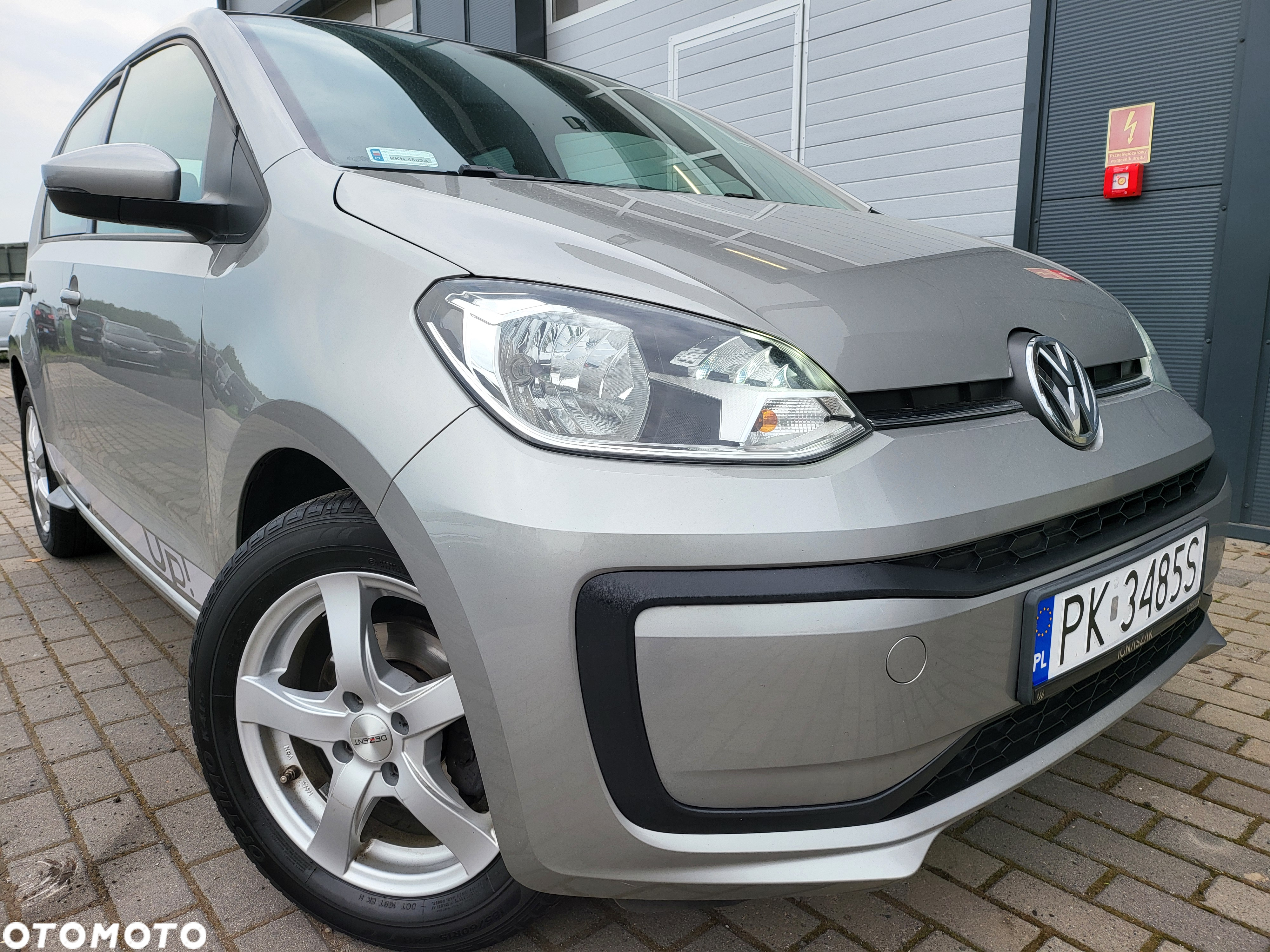 Volkswagen up! 1.0 move - 25