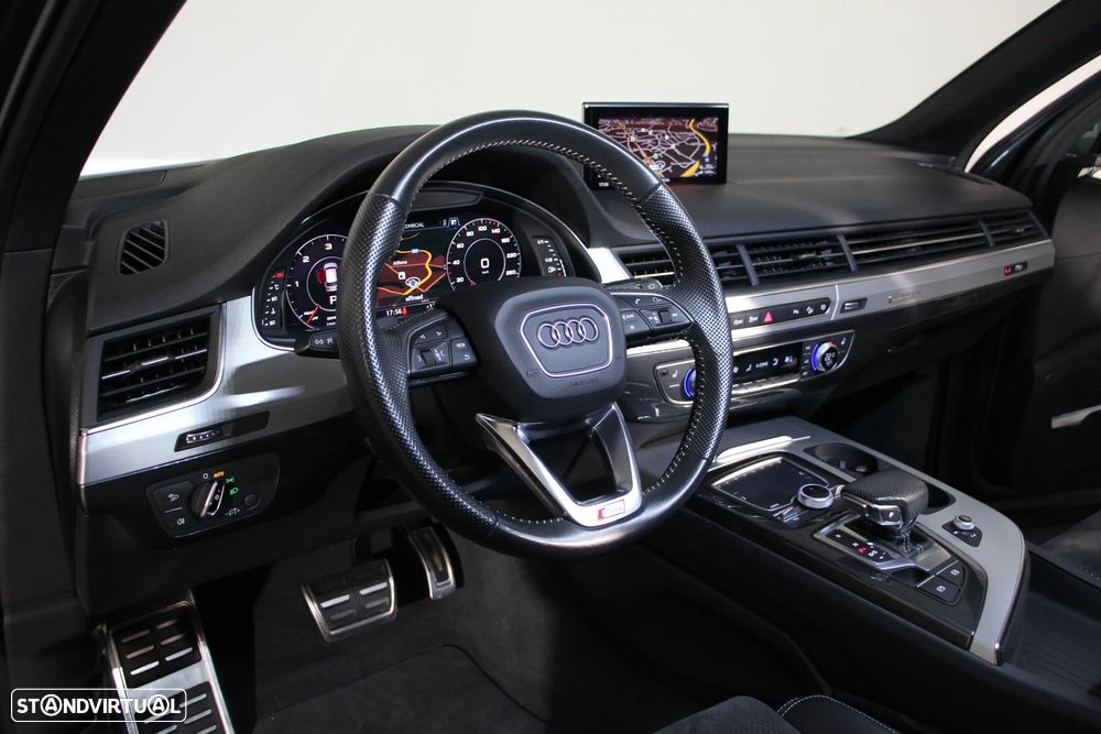 Audi Q7 3.0 TDI quattro S-line Tiptronic 7L - 11