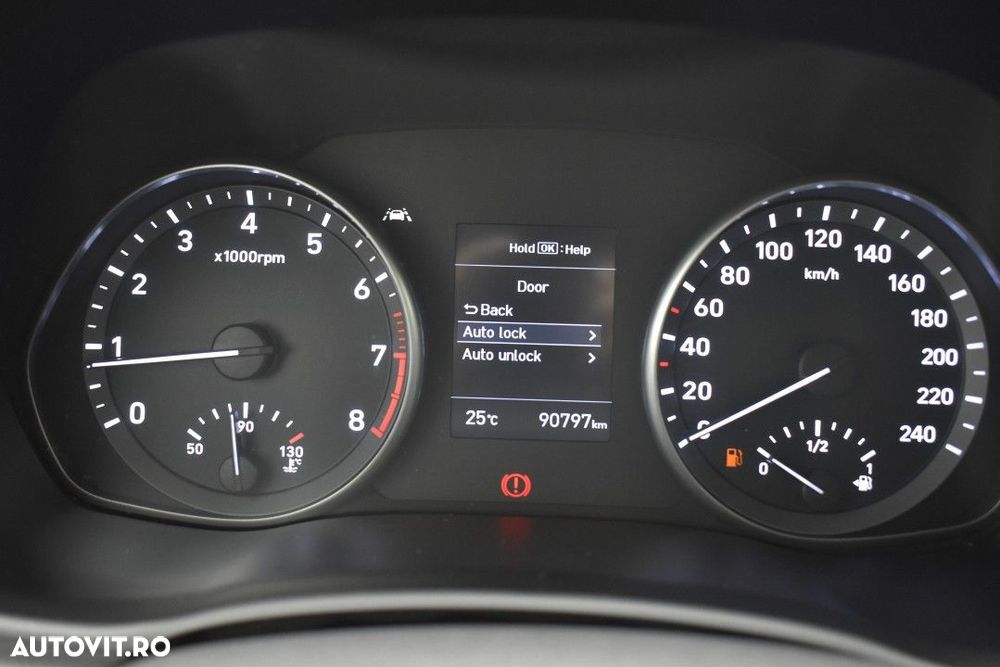 Hyundai i30 1.5 110CP 5DR M/T Highway - 21