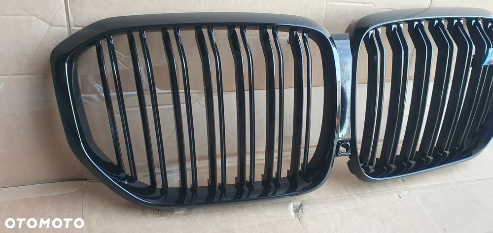 Nerki nerka grill atrapa pod kamerę BMW X5 G05 - 3