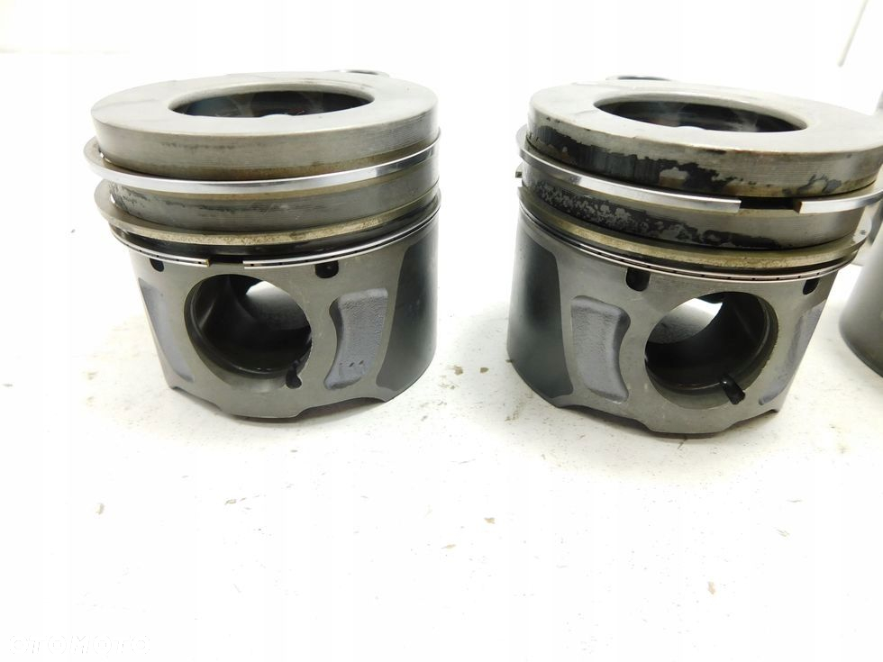 4x Tłok tłoki 2.0 HDI TDCI EURO5 Ford Peugeot Citroen C5 III C4 II 508 5008 - 3