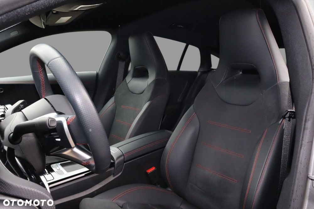 Mercedes-Benz CLA 180 AMG Line 7G-DCT - 9