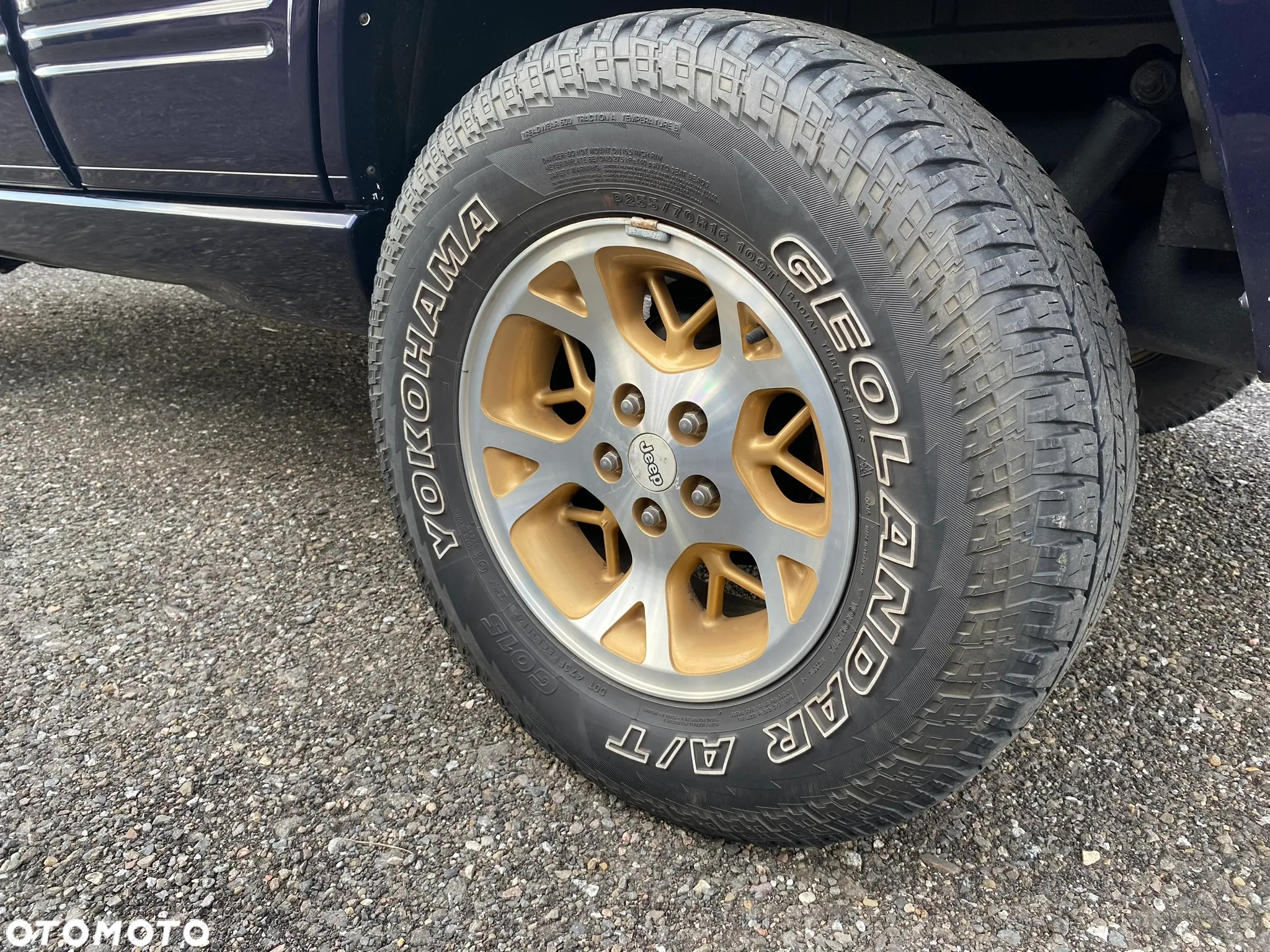 Jeep Cherokee 4.0 Limited - 21