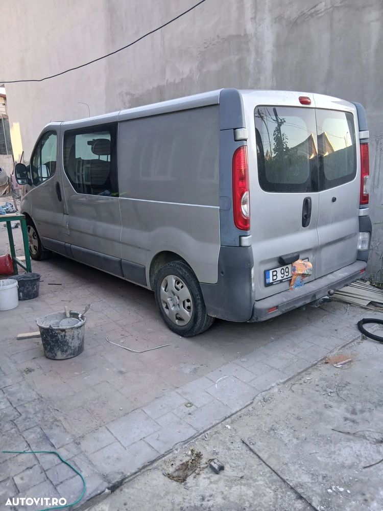 Opel Vivaro - 4