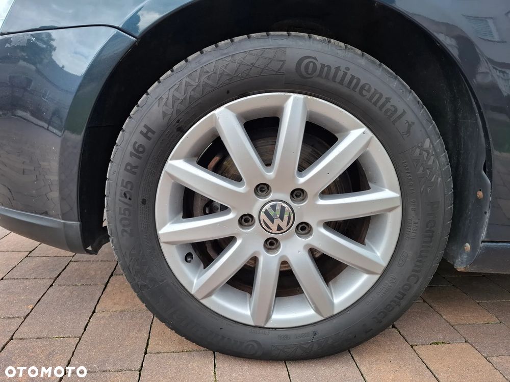Volkswagen Jetta 1.9 TDI Comfortline - 18