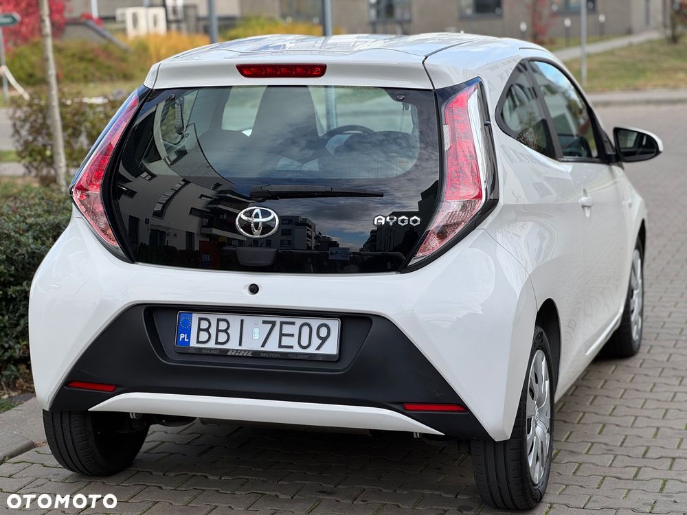Toyota Aygo x-play touch - 5