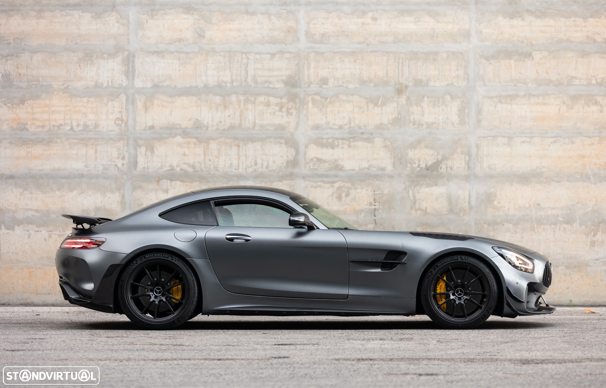 Mercedes-Benz AMG GT R - 2