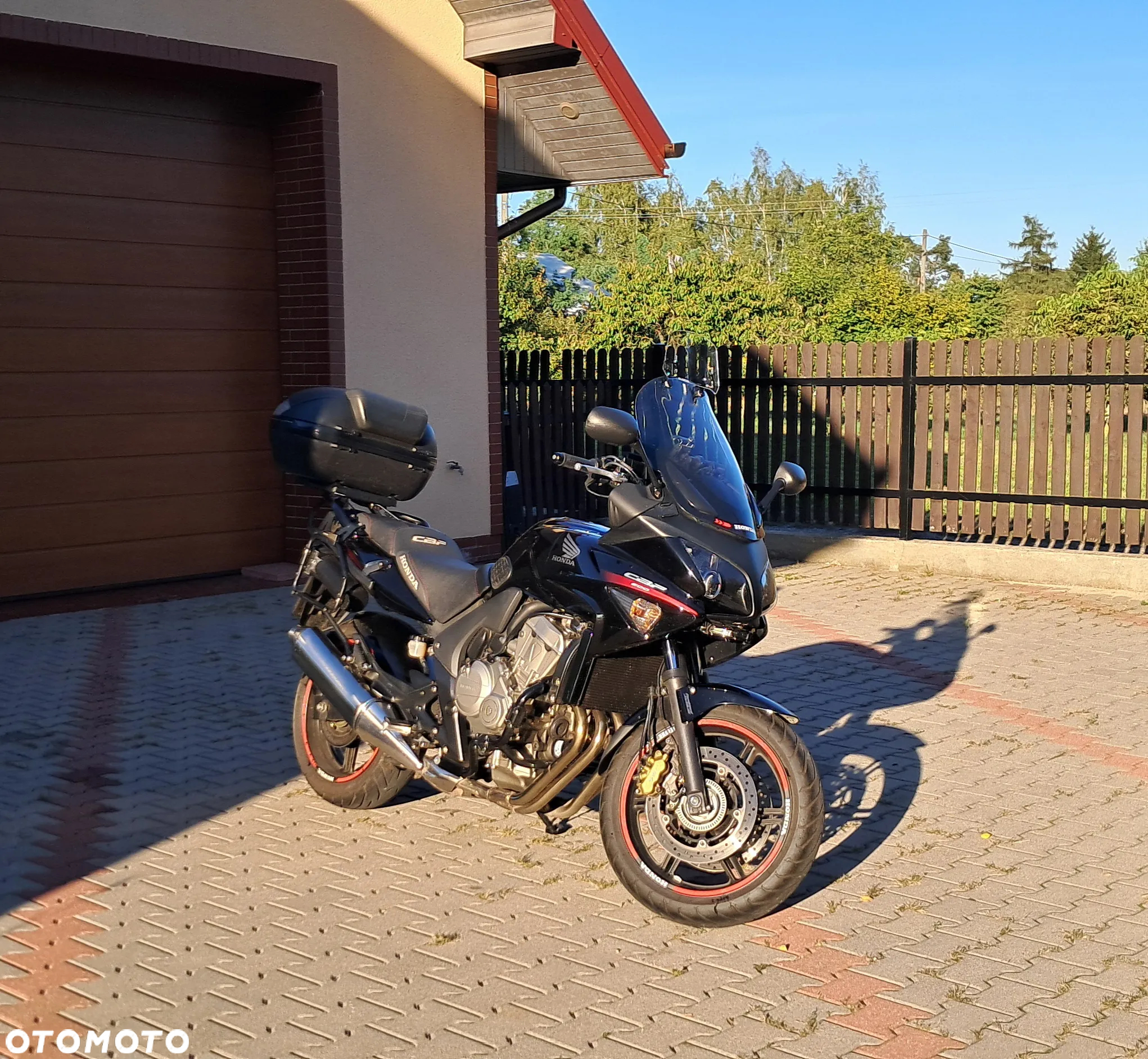 Honda CBF - 3