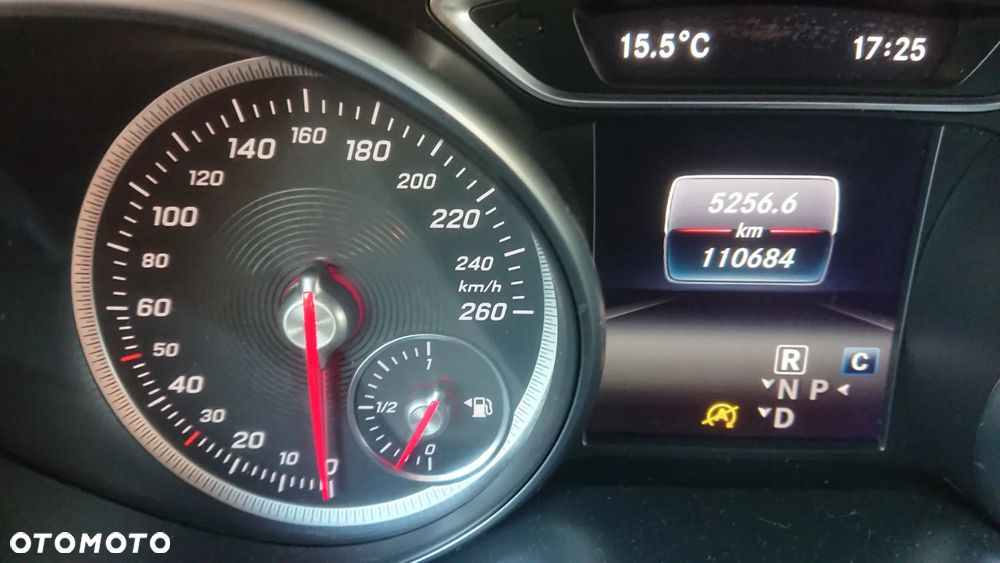 Mercedes-Benz CLA - 13
