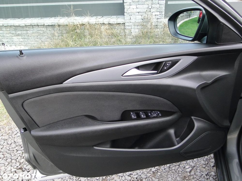 Opel Insignia 2.0 Automatik Dynamic - 26
