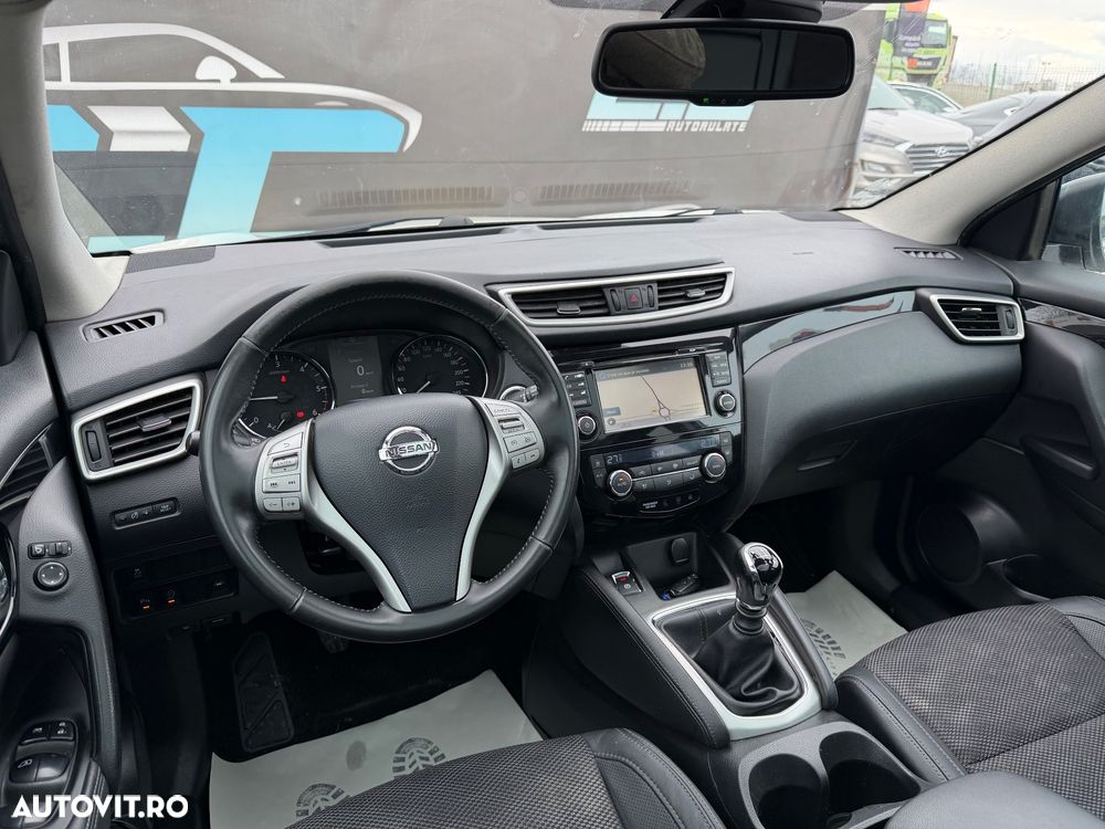 Nissan Qashqai 1.6 DCI TEKNA - 10