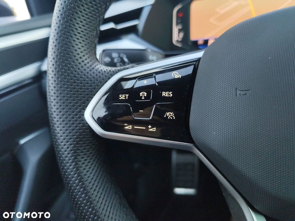Volkswagen Arteon 2.0 TDI 4Motion R-Line DSG - 22