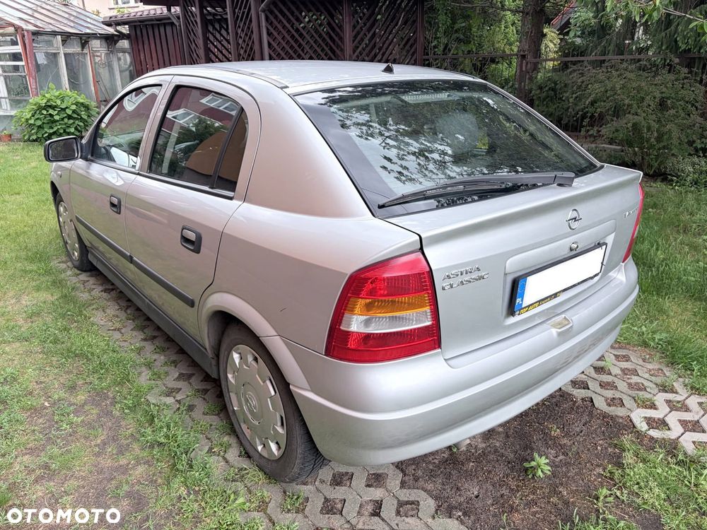 Opel Astra 1.4 - 3