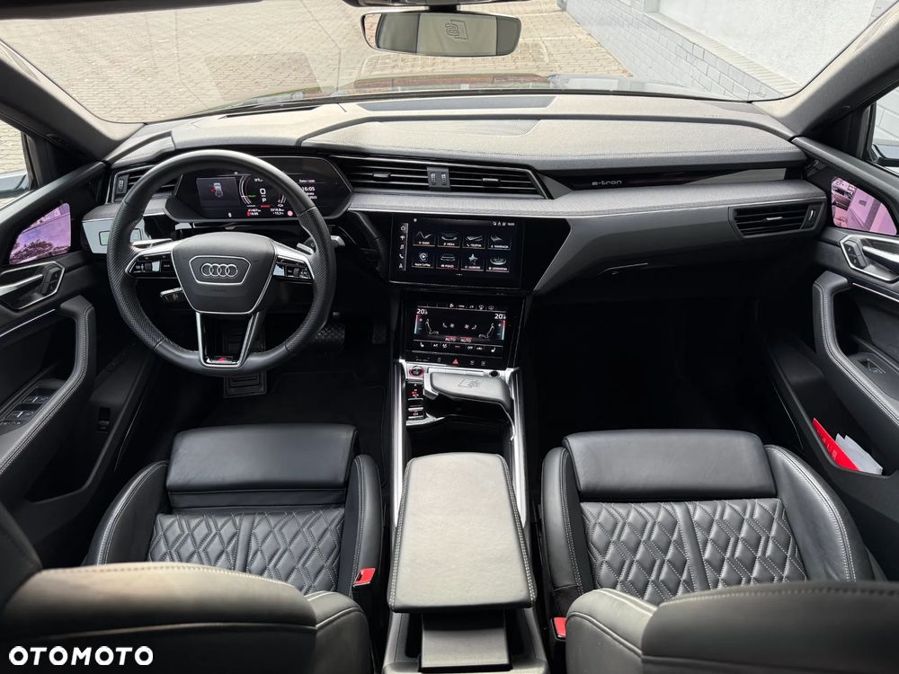 Audi e-tron S quattro - 18