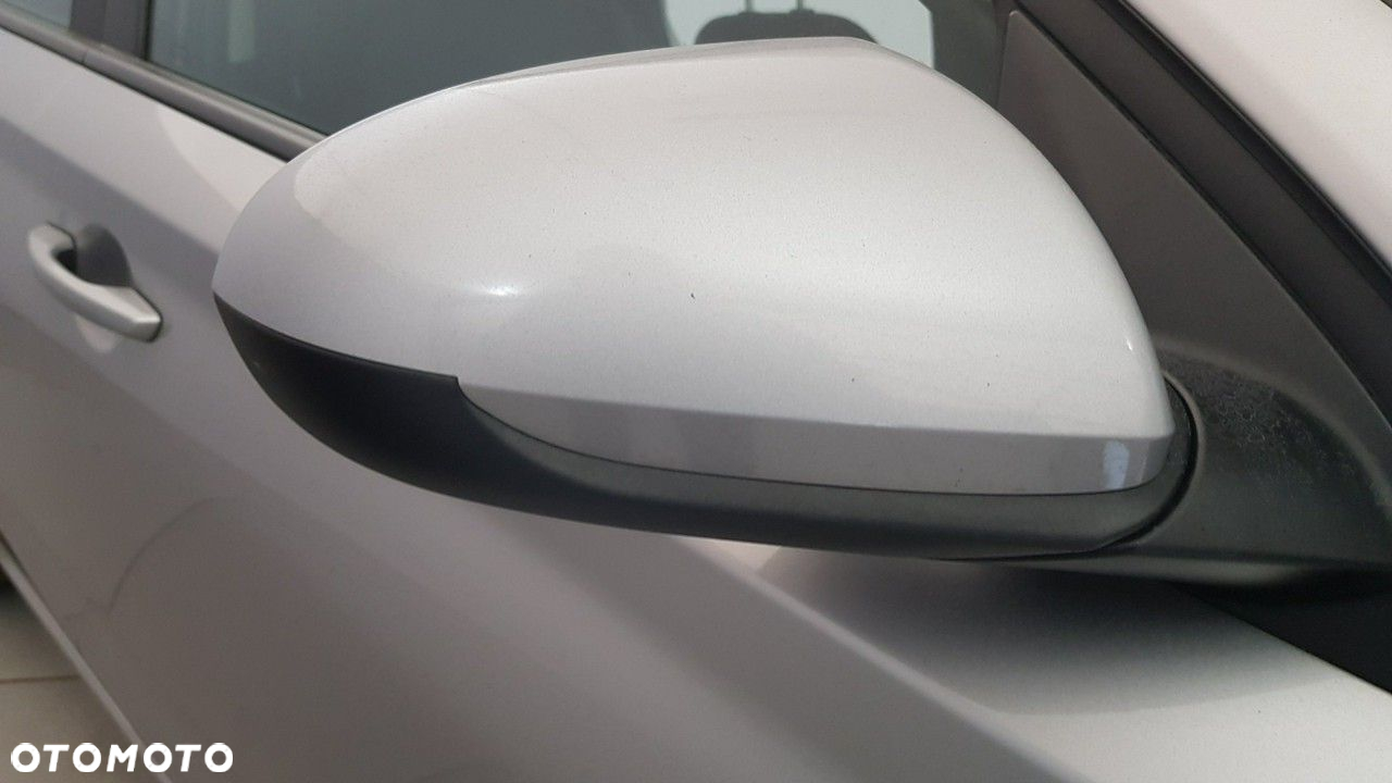 Hyundai i30 - 16