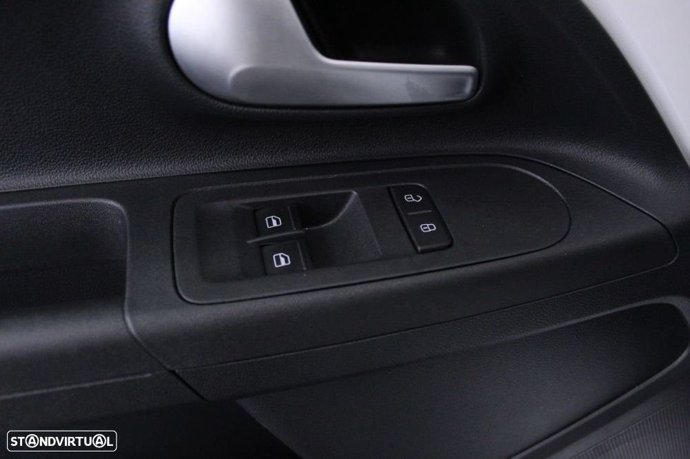 VW Up! 1.0 Move - 19