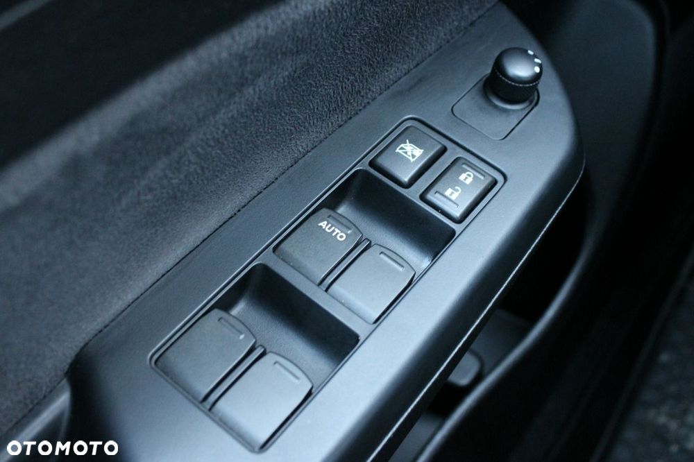 Suzuki Swift 1.2 X-TRA - 25