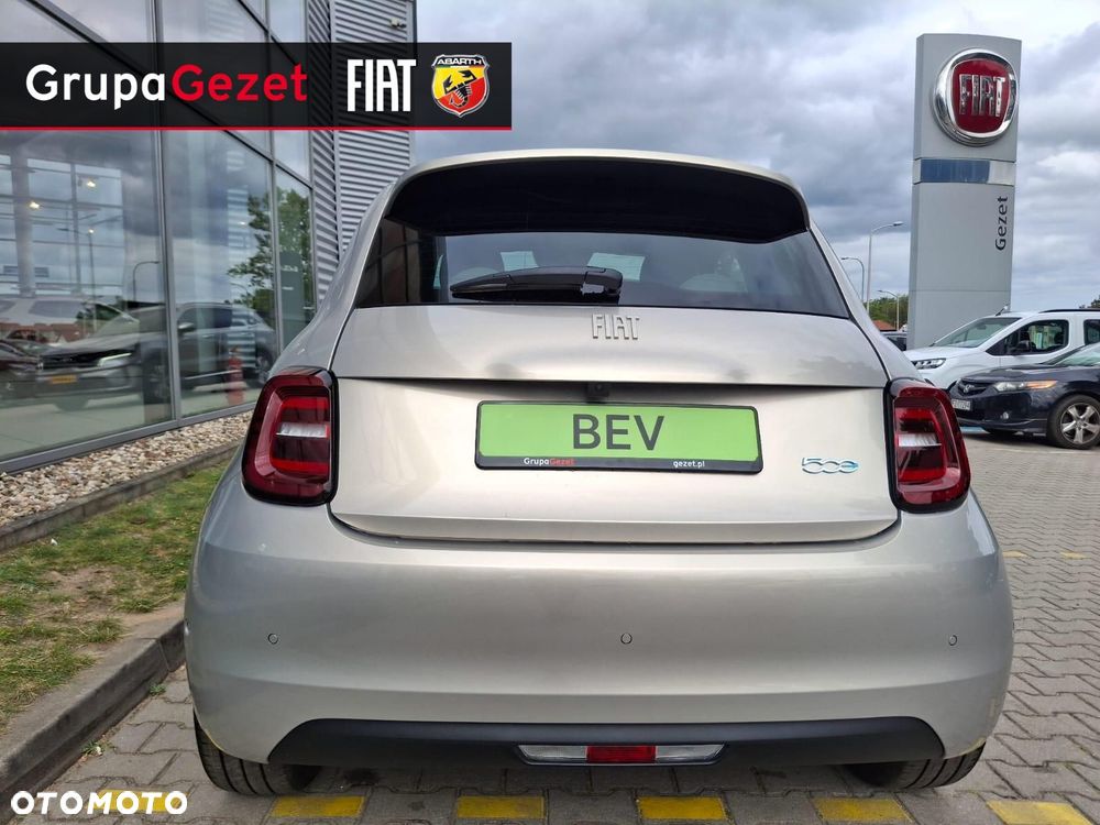Fiat 500e - 6