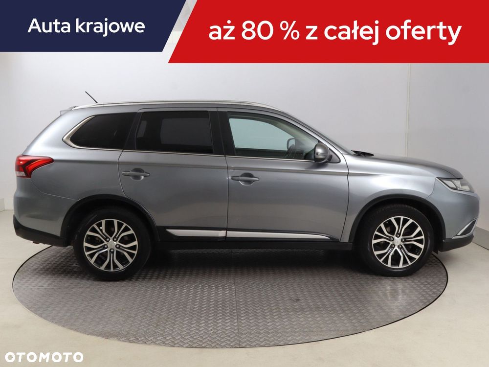 Mitsubishi Outlander - 8