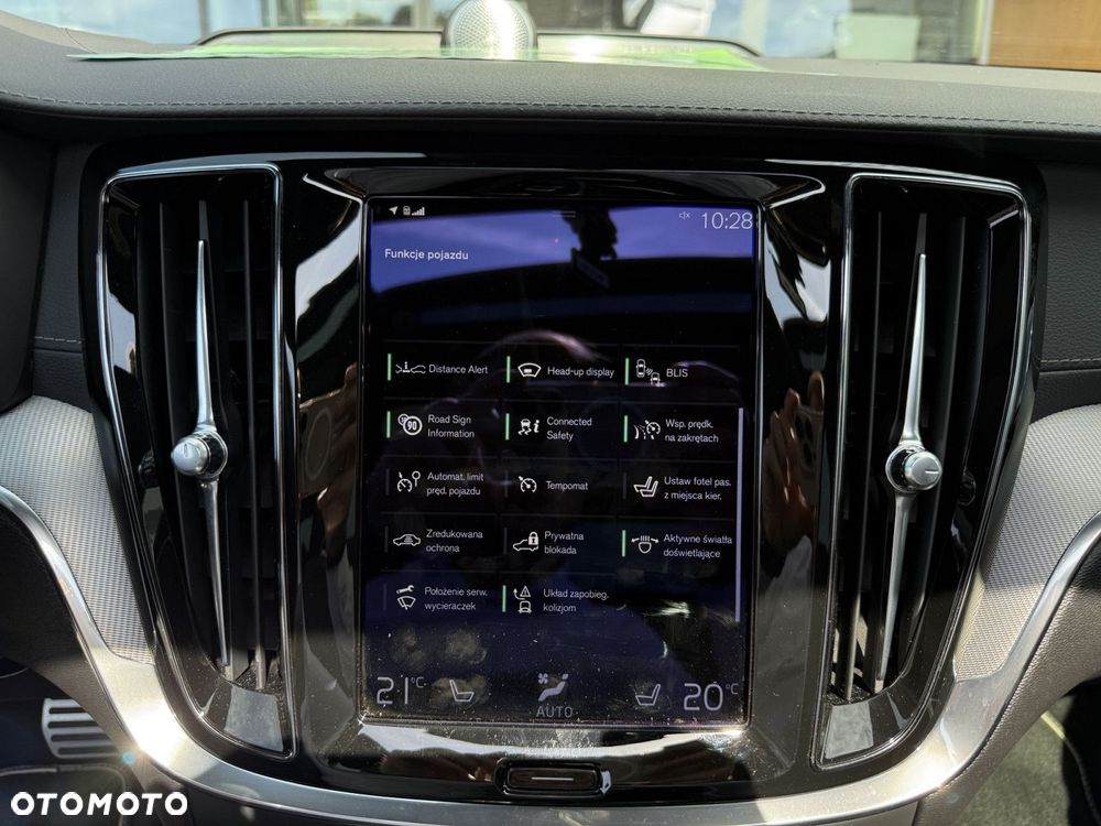 Volvo S60 - 25