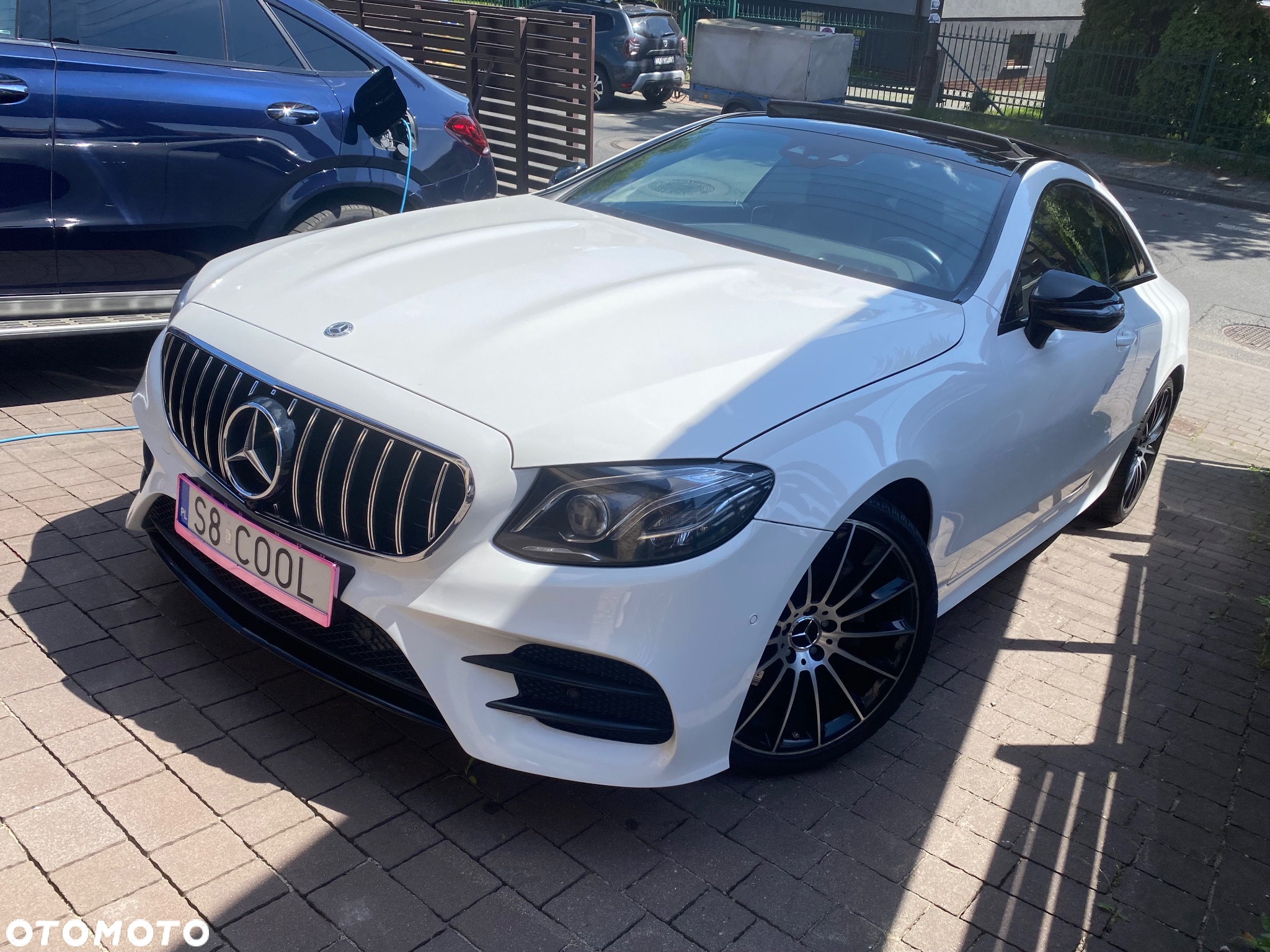 Mercedes-Benz Klasa E 220 d Coupe 9G-TRONIC - 13