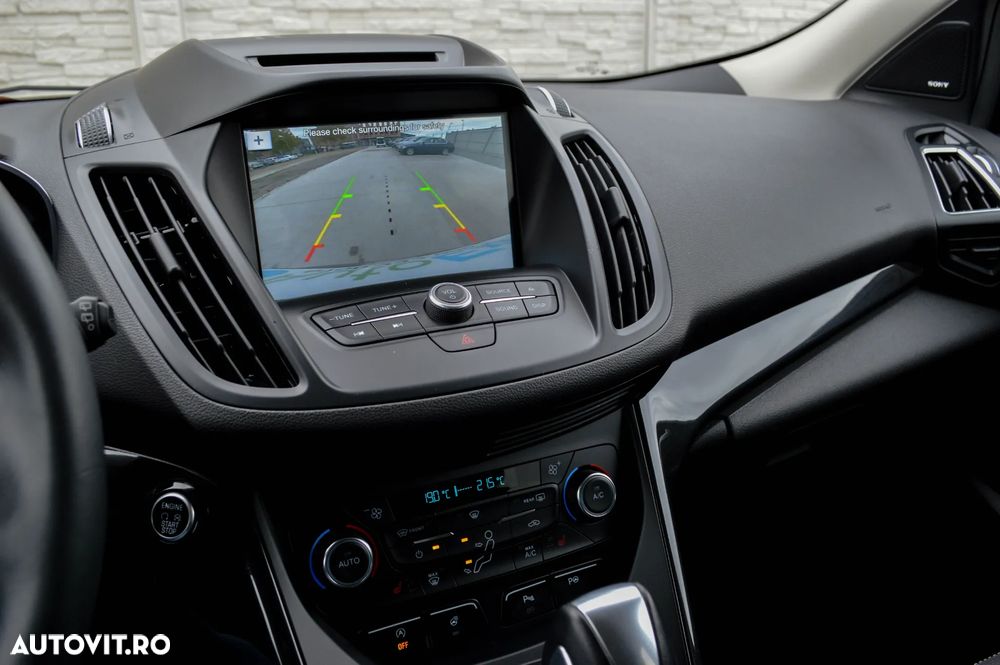 Ford Kuga 1.5 EcoBoost 4x4 Aut. Trend - 27