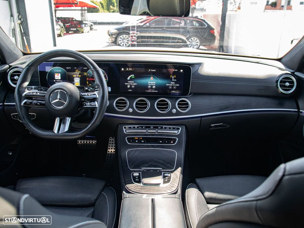 Mercedes-Benz E 300 de 9G-TRONIC AMG Line - 26