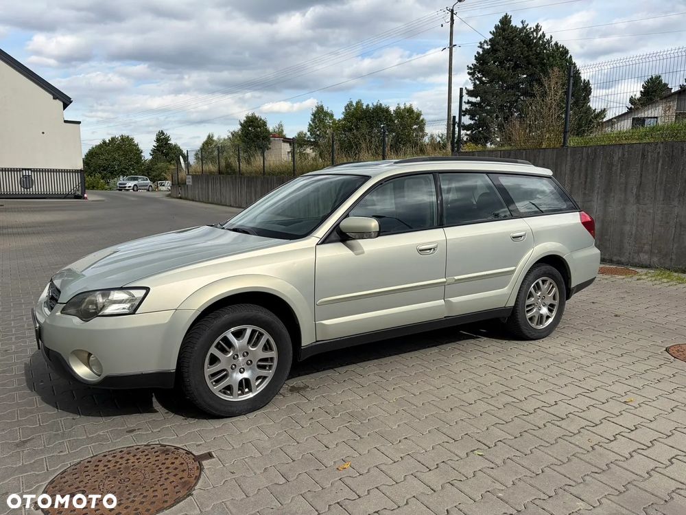 Subaru Outback - 22