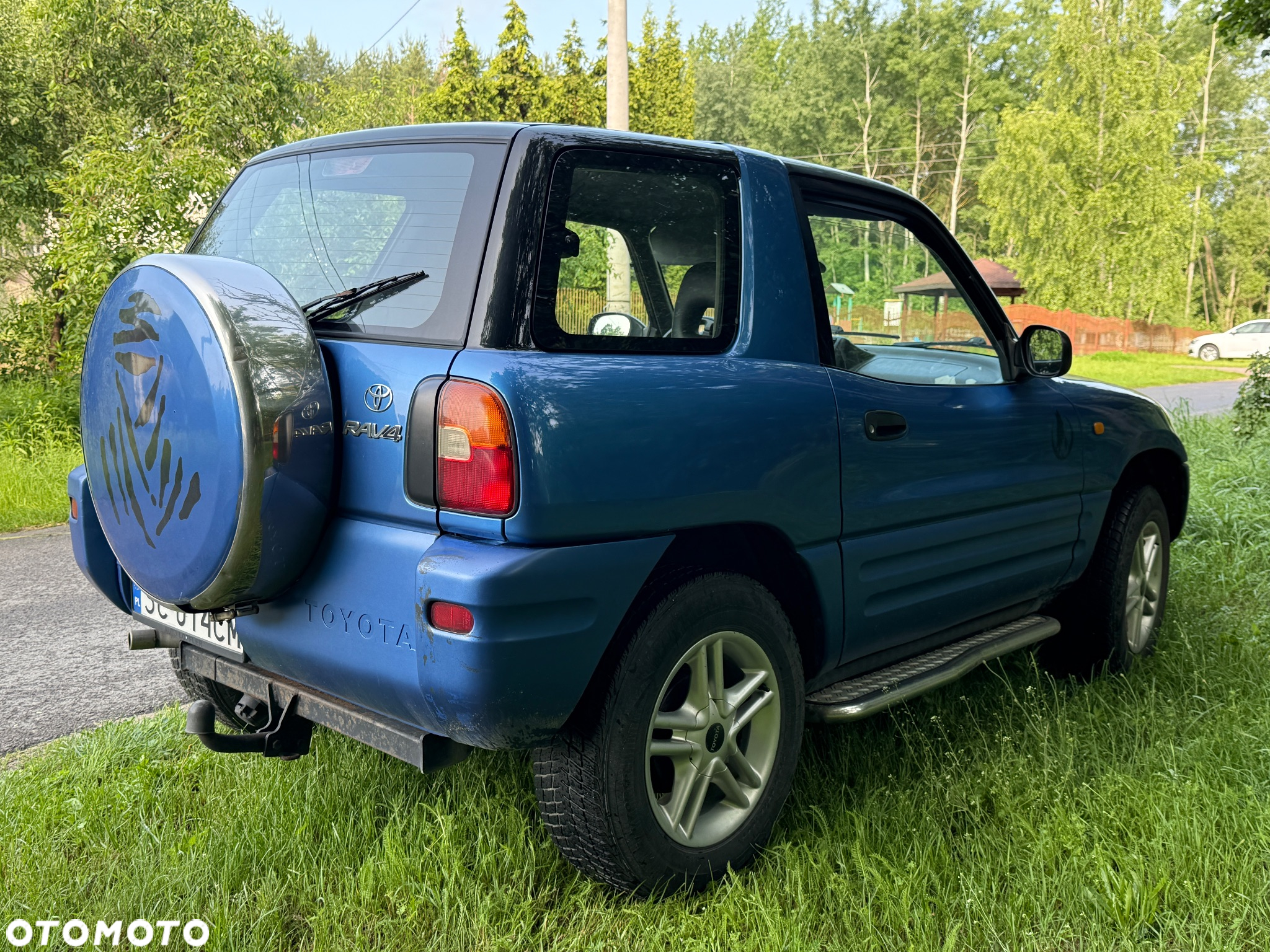 Toyota RAV4 - 4