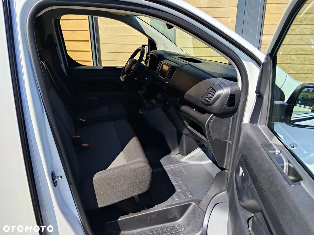 Opel Vivaro - 18