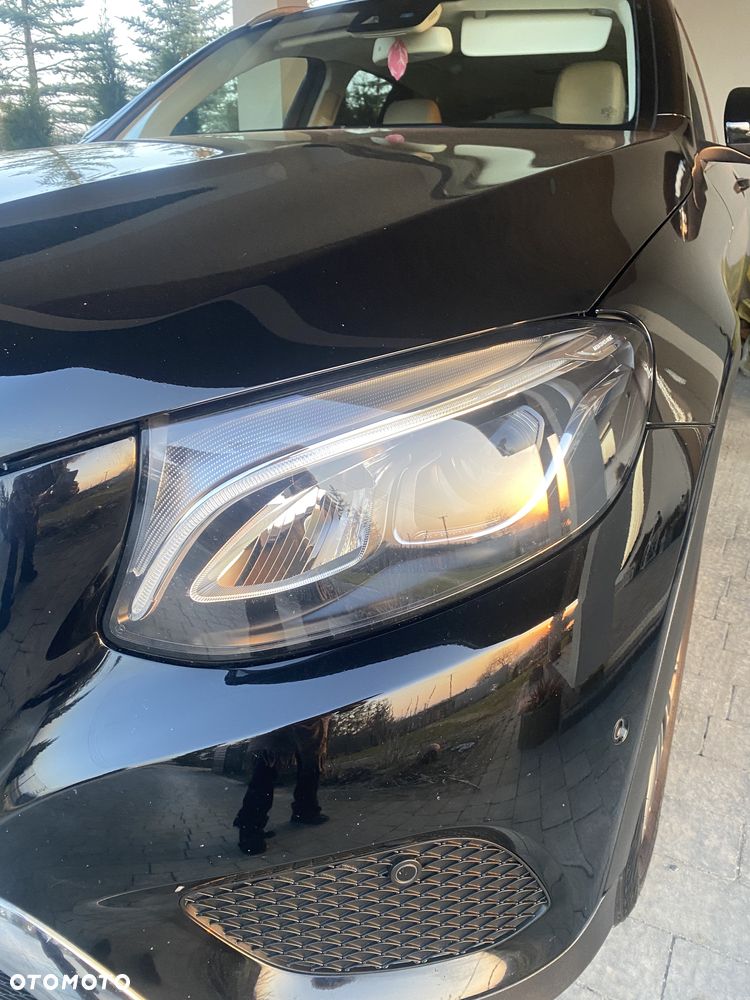 Mercedes-Benz GLC 220 d 4-Matic - 2