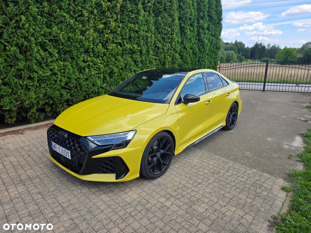 Audi RS3 Limousine - 2