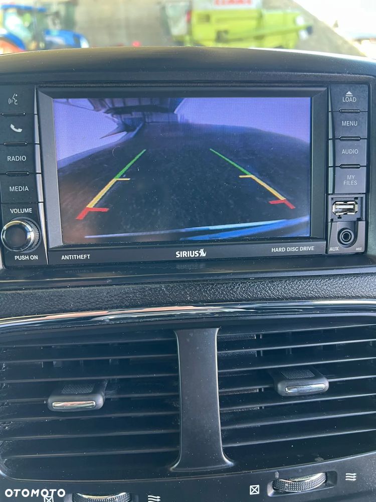 Dodge Grand Caravan - 12