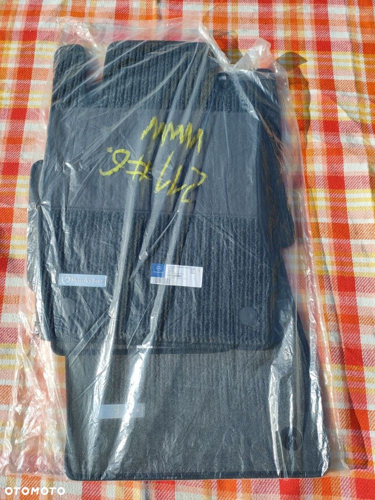 Dywaniki Mercedes W211 S211 - 1