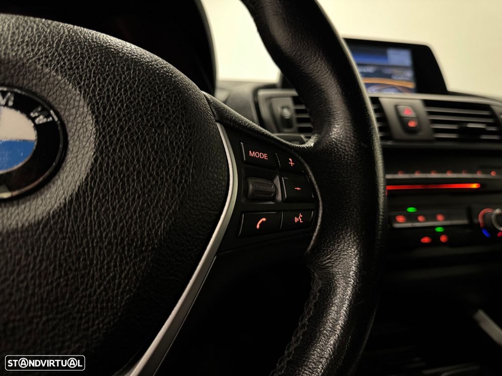 BMW 116 d Line Urban - 42