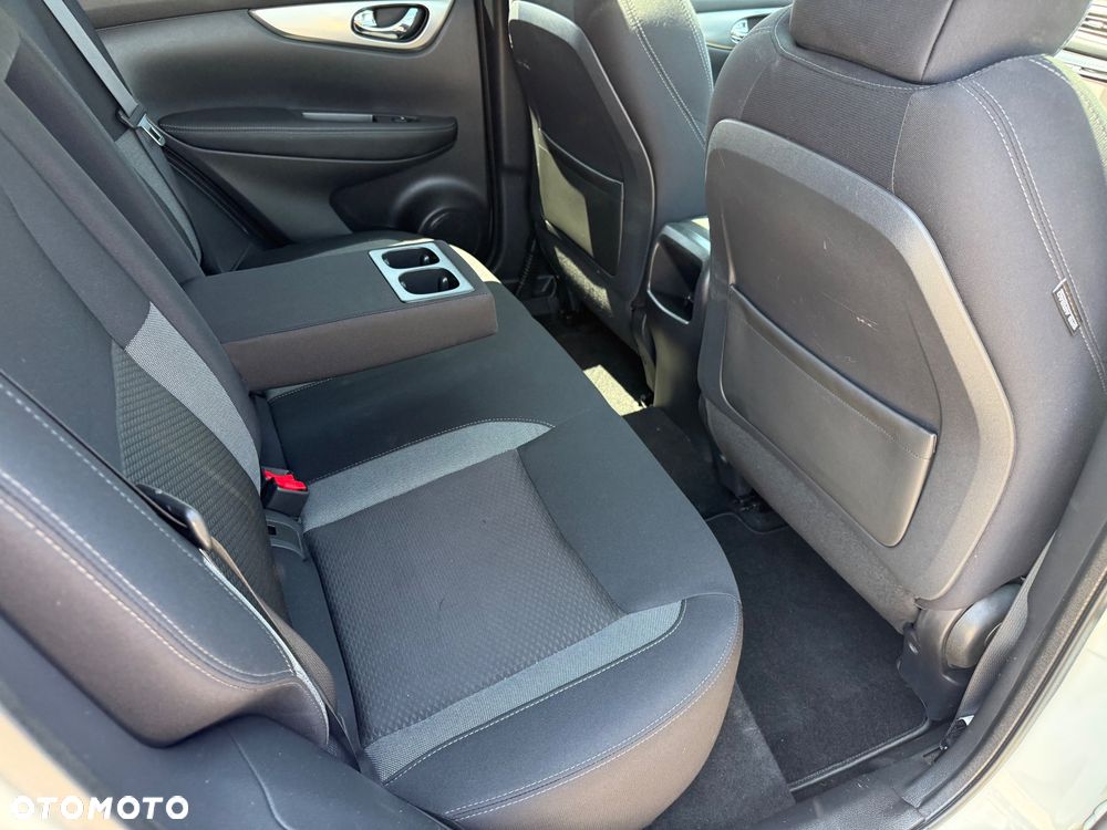 Nissan Qashqai - 13