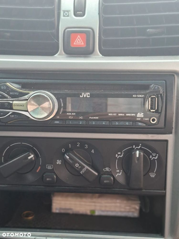 Mitsubishi Space Star - 20