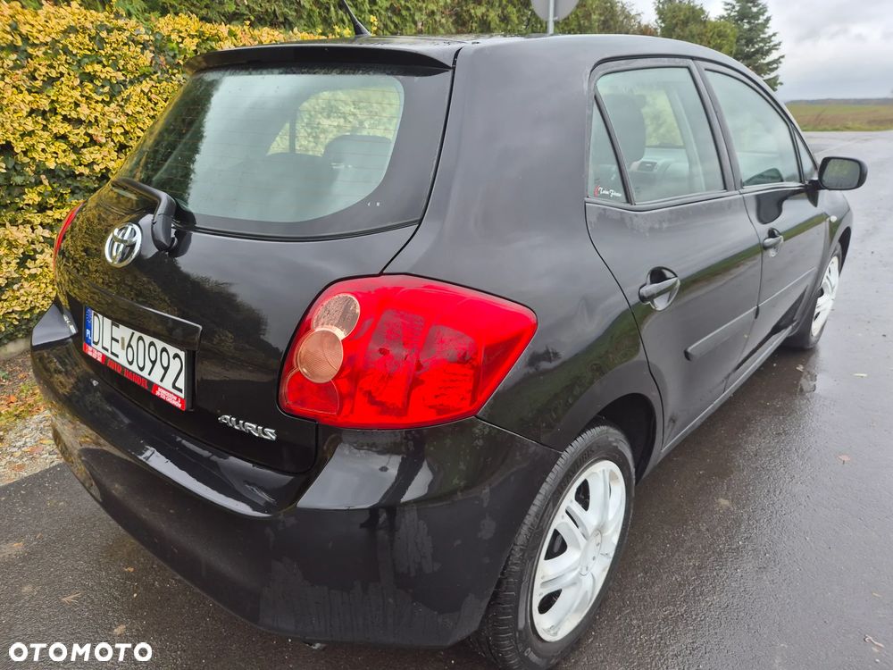 Toyota Auris 1.33 VVT-i Entry - 3