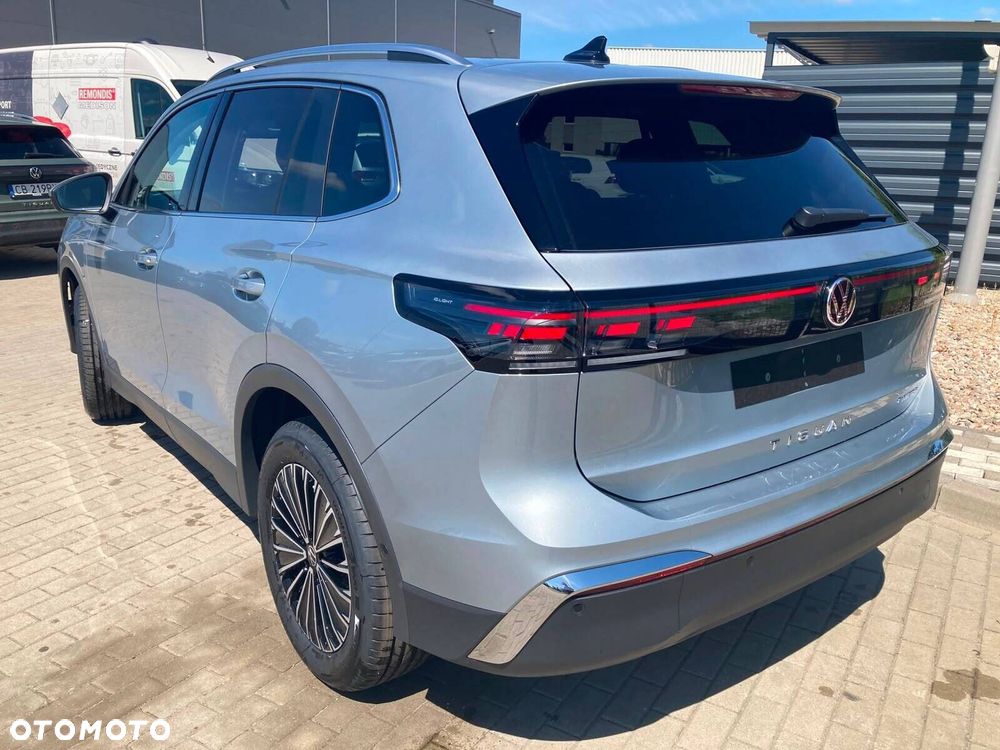 Volkswagen Tiguan - 6