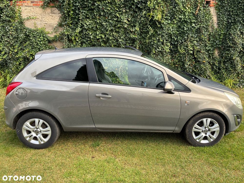 Opel Corsa - 4