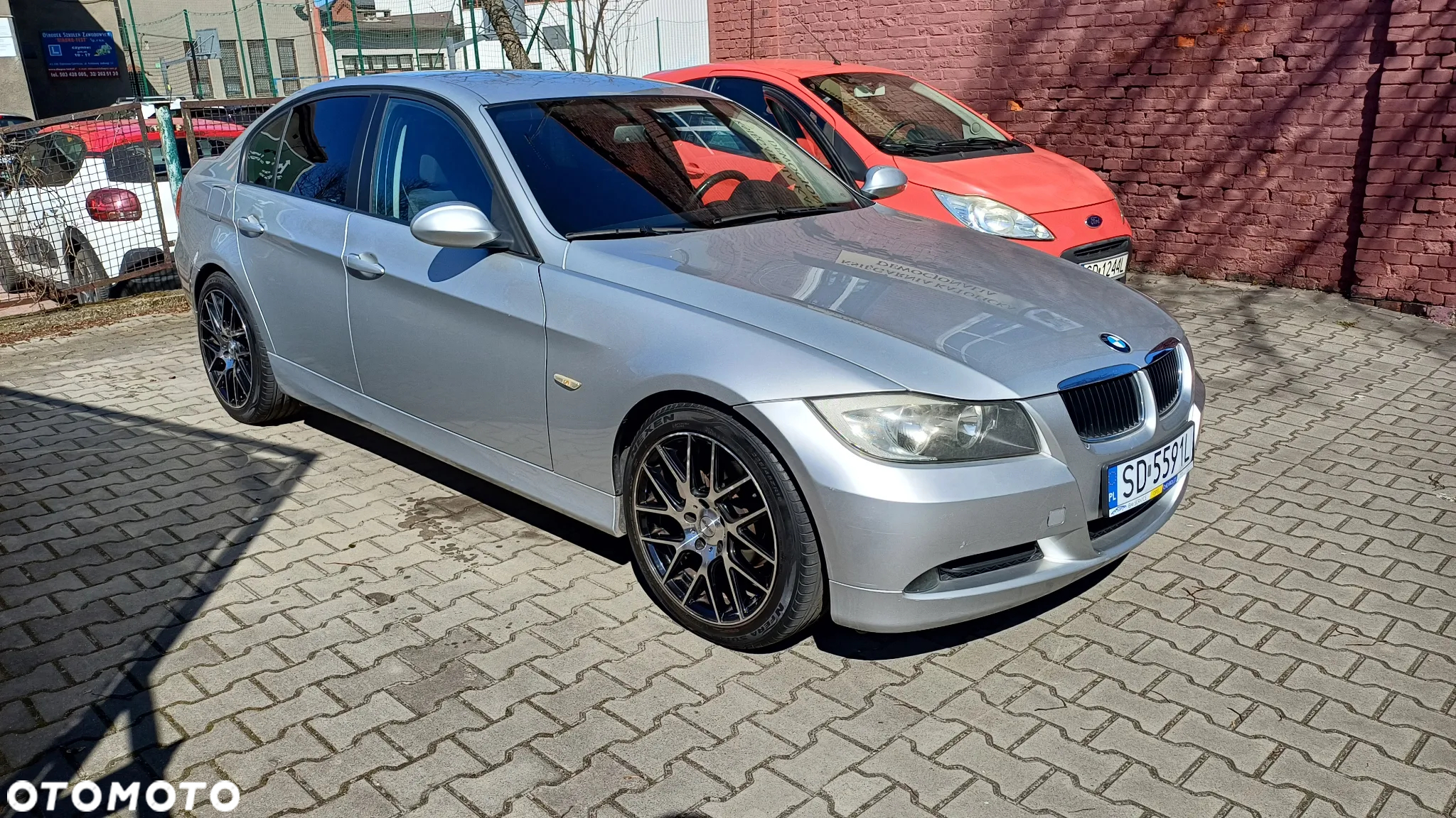 BMW Seria 3 318i - 3